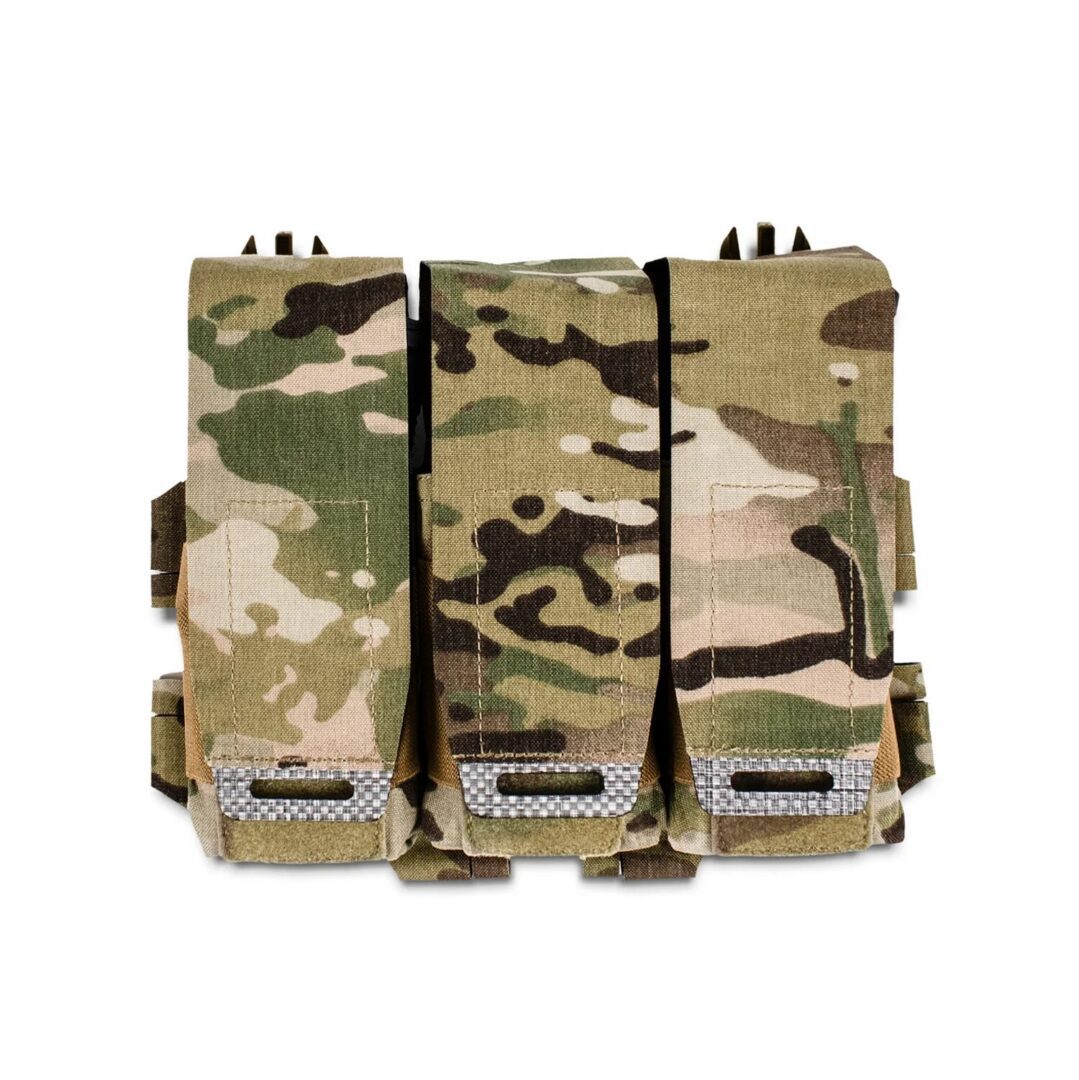 ACETAC Six-Banger Placard, a three-cell camouflage tactical magazine placard with bottom pull tabs.